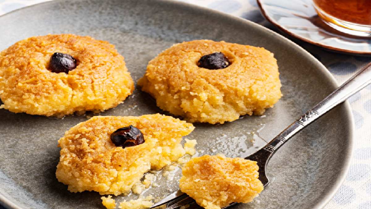 Bildiğiniz şekerpareyi unutun! Arnavutlar bu şekilde yapıyor, çok daha lezzetli oluyor