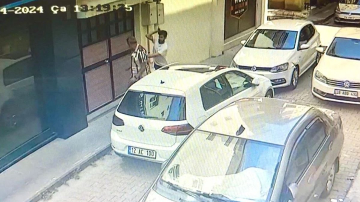 Bingöl'de bıçaklı saldırgan dehşeti: 2 kişi hayatını kaybetti, 9 kişi yaralı