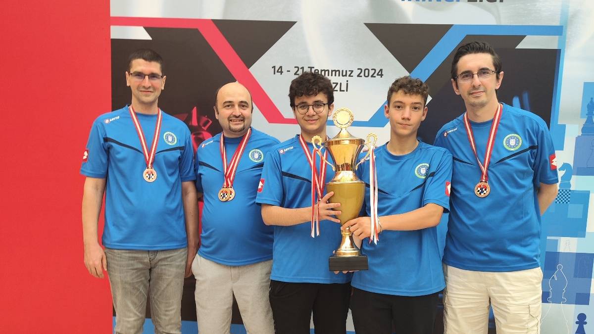 Büyükşehir, satrançta Süper Lig’e yükseldi