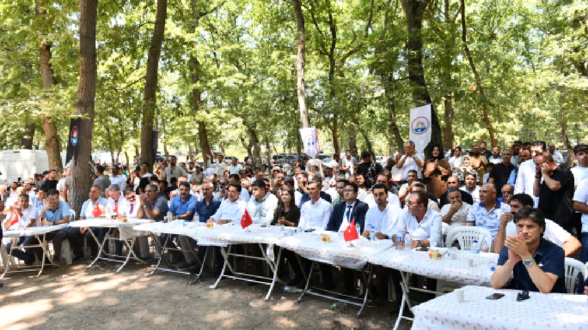 İstanbul’daki Vanlılar yayla şenliğinde buluştu