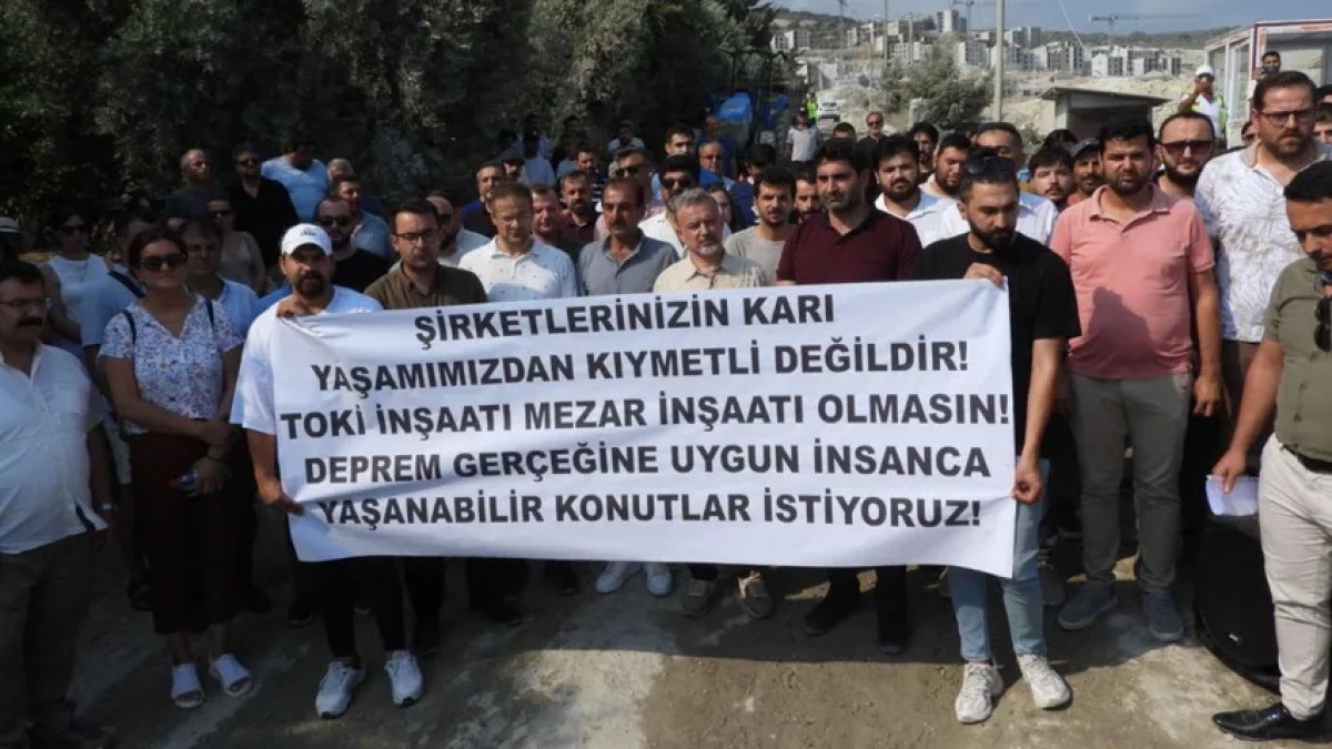 Hatay'da TOKİ inşaatına tepki: Tekrar 6 Şubat'ı yaşamak istemiyoruz