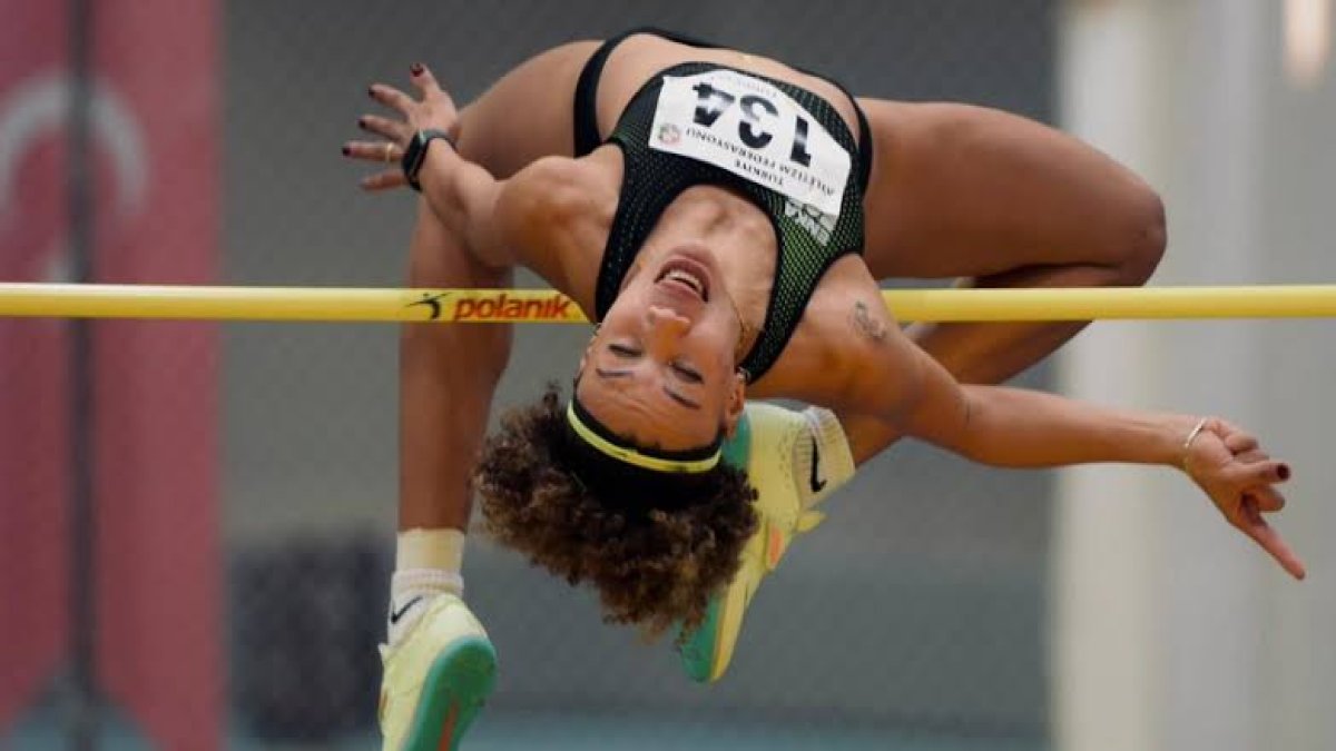 Yükseklerden hedefe uçan yıldız Paris‘e uçuyor! Buse Savaşkan kimdir, nerelidir, kaç yaşındadır