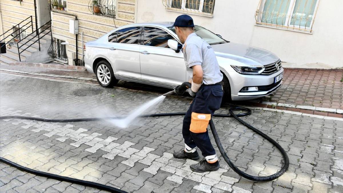 Vatandaşlar talep ediyor, Esenyurt Belediyesi çözüyor