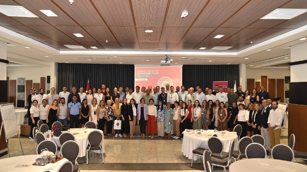 Yaşayan ve yaşatan Karabağlar’ın geleceği ortak yönetim anlayışıyla oluşturuluyor