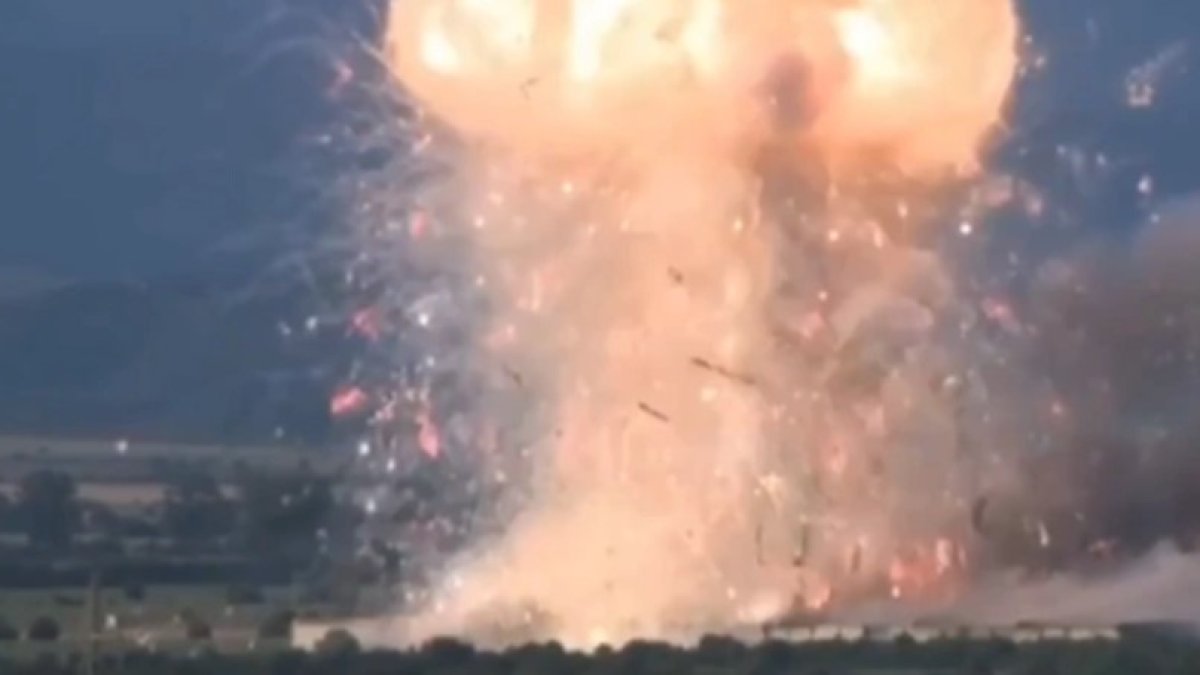 Bulgaristan'daki fabrika patlaması büyük panik yarattı: 1 ölü, 1 ağır yaralı