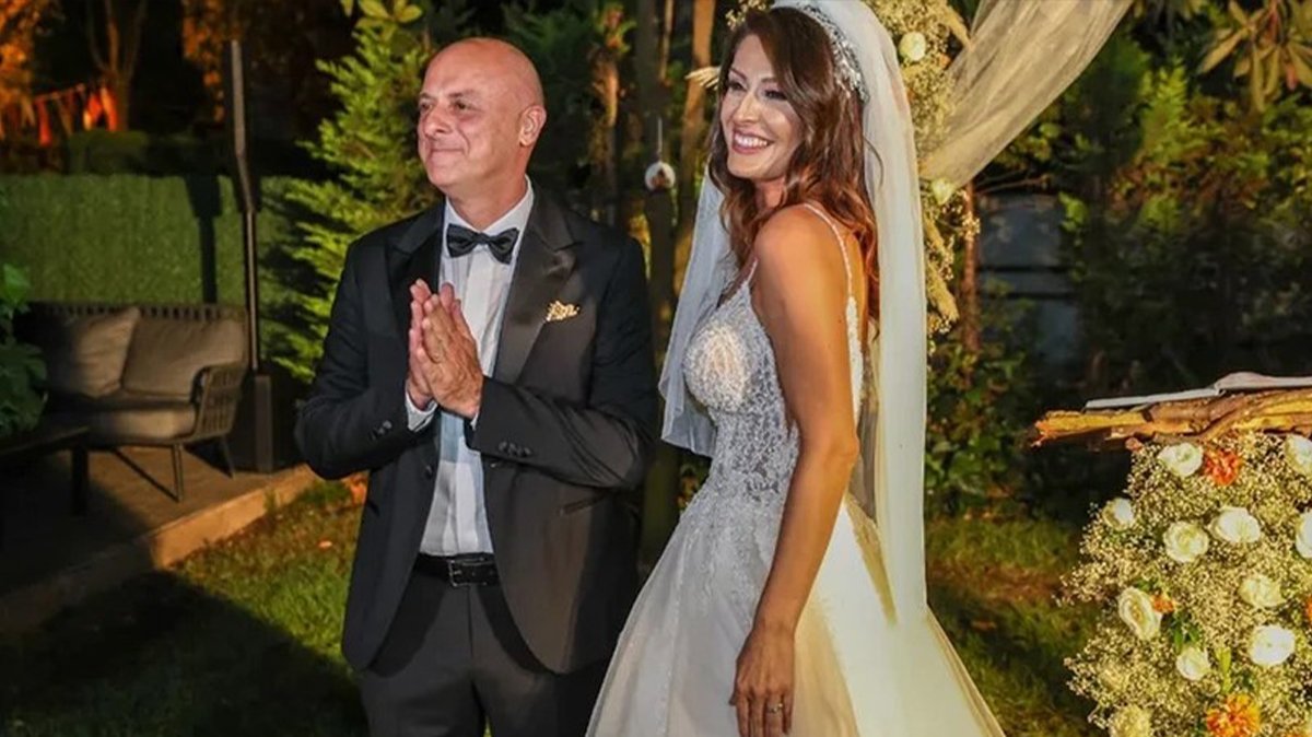 İYİ Partili Ümit Özlale ünlü spikerle evlendi