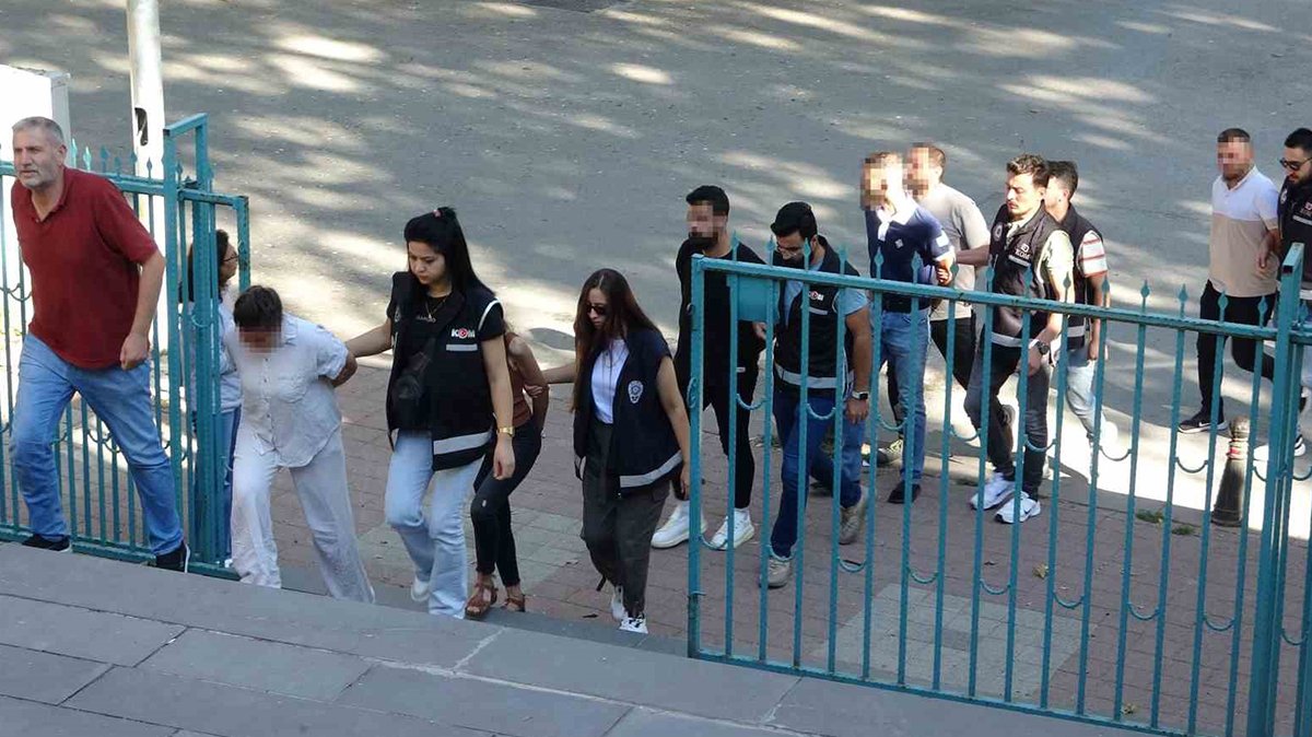 154 milyonluk vurgun! Gözaltılar var