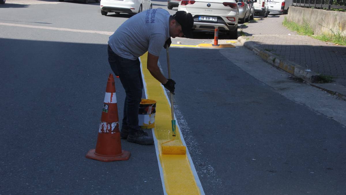 Belediye ekipleri yoğun çalışıyor