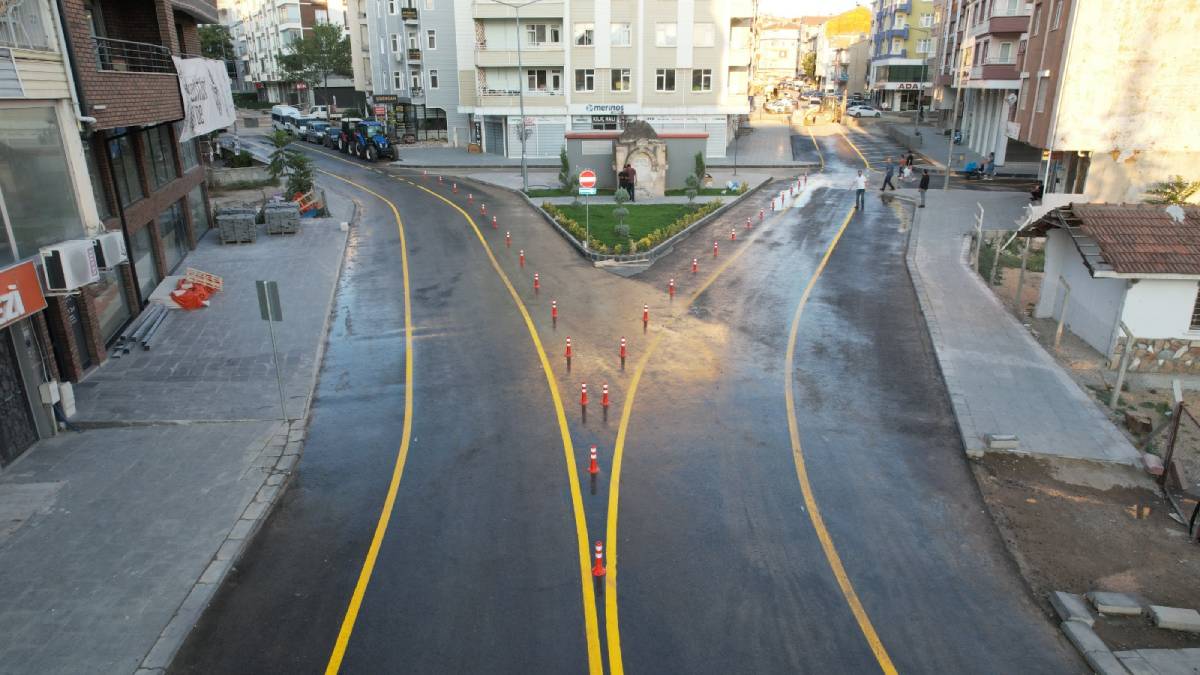 Kırşehir, yeni kaldırım ve yollarıyla çehresini değiştirmeye devam ediyor