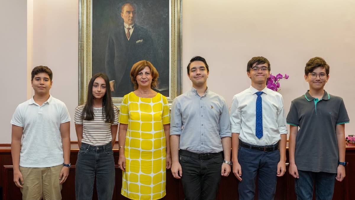 LGS şampiyonlarından Başkan Ünlüce’ye ziyaret