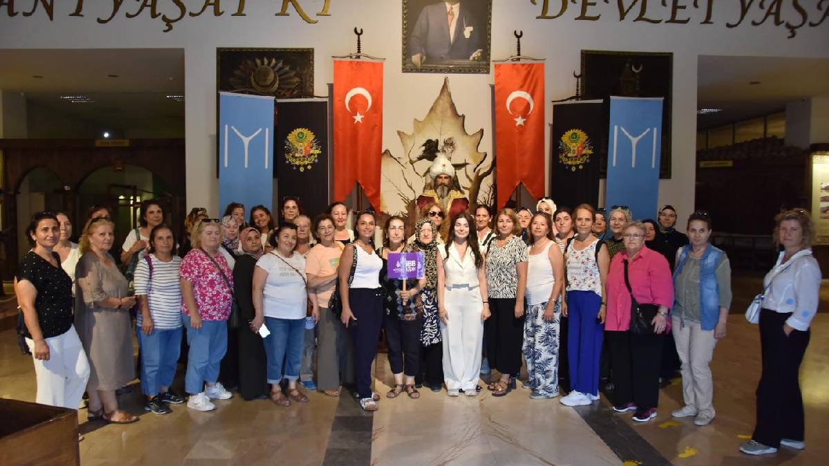 Bilecik’i gezen İstanbul’lu ziyaretçiler şehrimize hayran kaldı