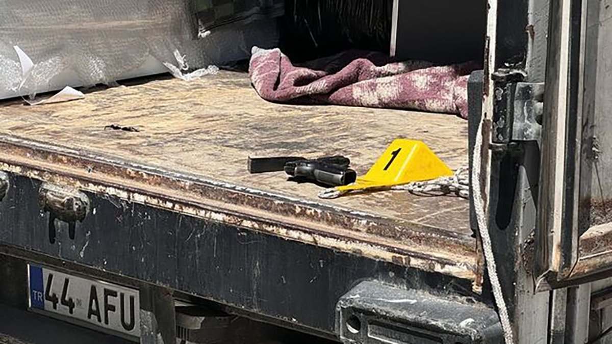 Polis memuru, annesi ve 2 akrabasını öldürmüştü! Katliamın nedeni belli oldu