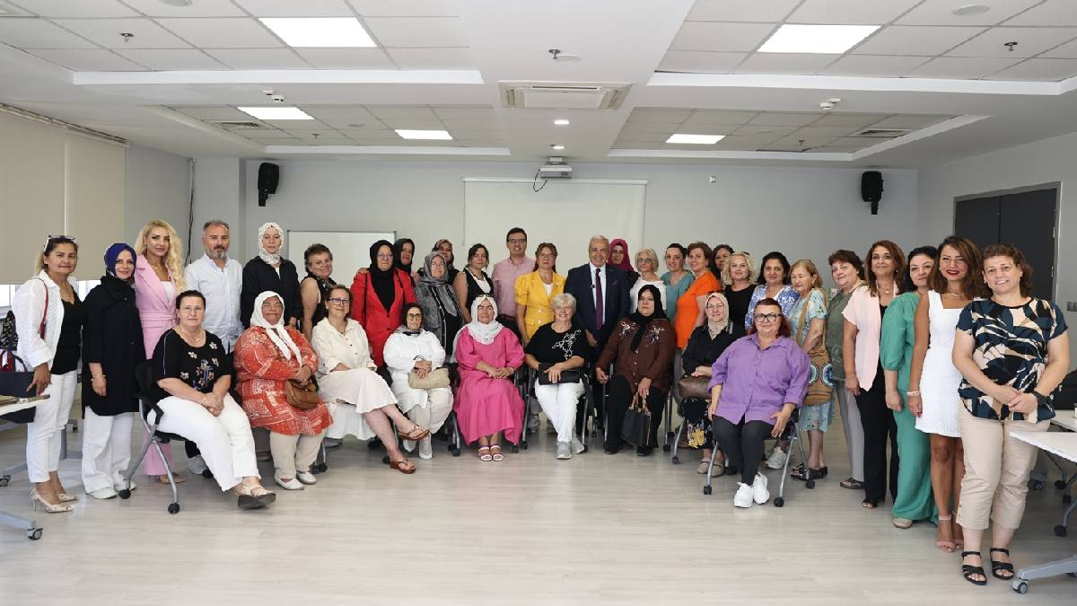 Başkan Şadi Özdemir kadın dernekleriyle buluştu
