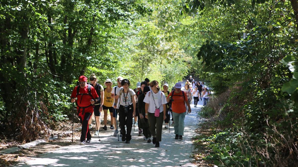 Mysia Yolları'nda hafta içi yürüyüş keyfi