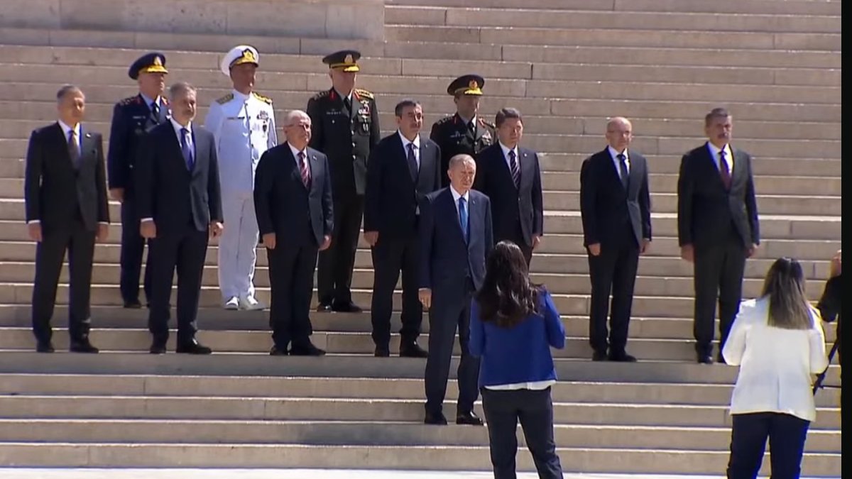 Erdoğan ve YAŞ üyeleri Anıtkabir'de: Hortlayan yayılmacı emellere karşı tedbirliyiz