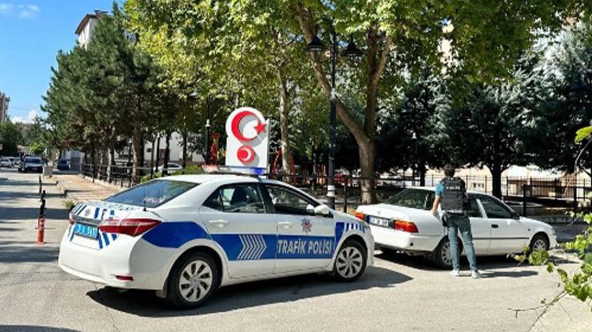 Silahlı saldırgan dehşeti: 1 polis şehit