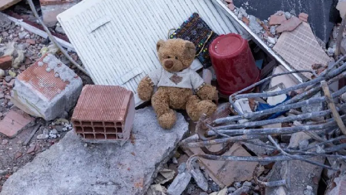 Depremlerin üzerinden 18 ay geçti, araştırma talepleri reddedildi: 44'ü çocuk 145 kişi hâlâ kayıp