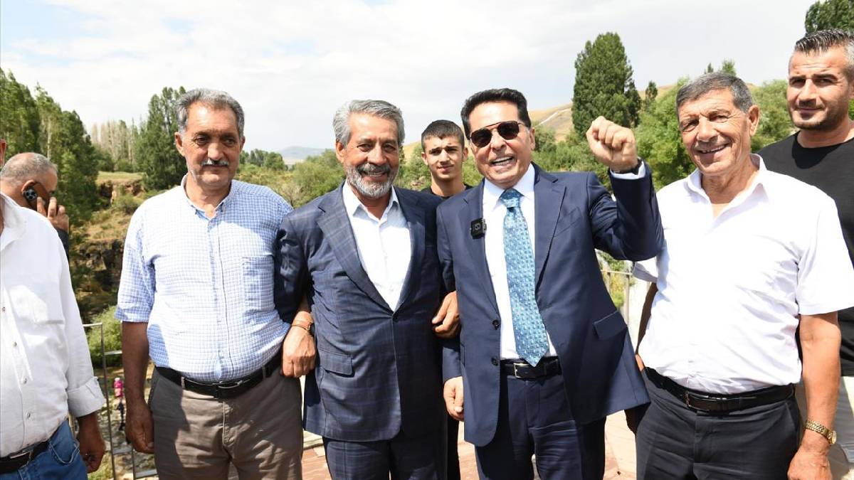 Özer: Esenyurt ile Van arasında gönül köprüsü kuracağız
