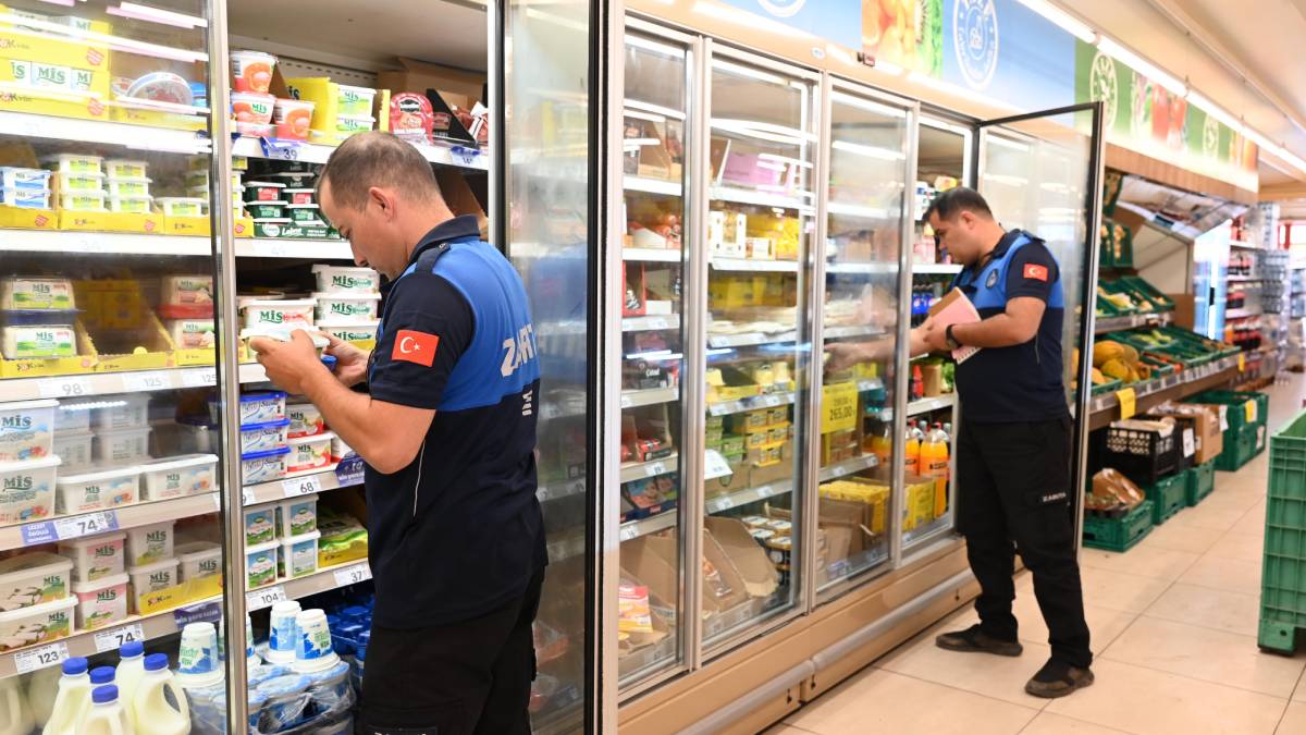 Finike’de sıkı denetim