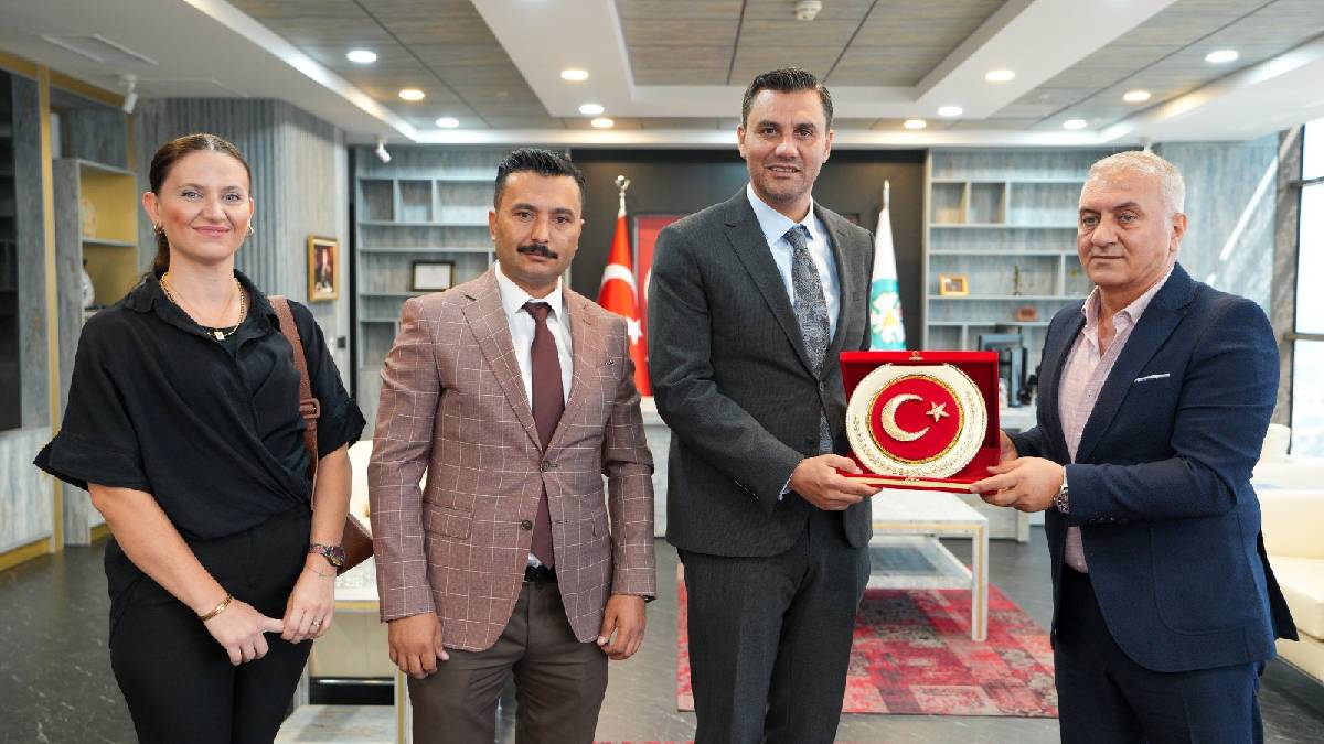 Büyükşehir’in kadrolu işçilerine yüzde 35 zam