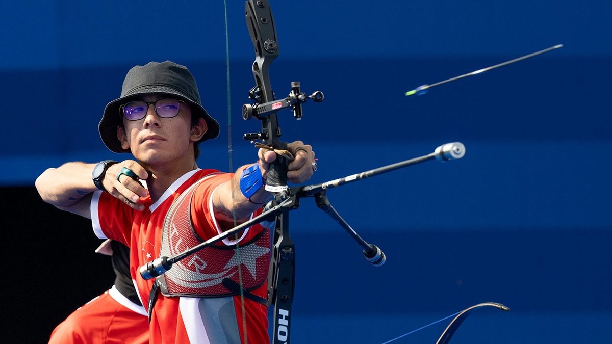 Müthiş geri dönüş! Mete Gazoz çeyrek finalde