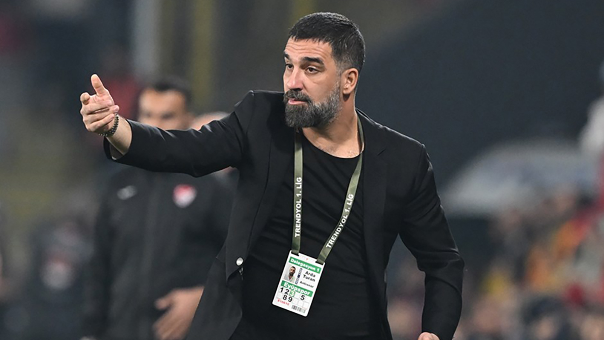 Arda Turan'dan iki yıldıza kanca! Anlaşmalar an meselesi