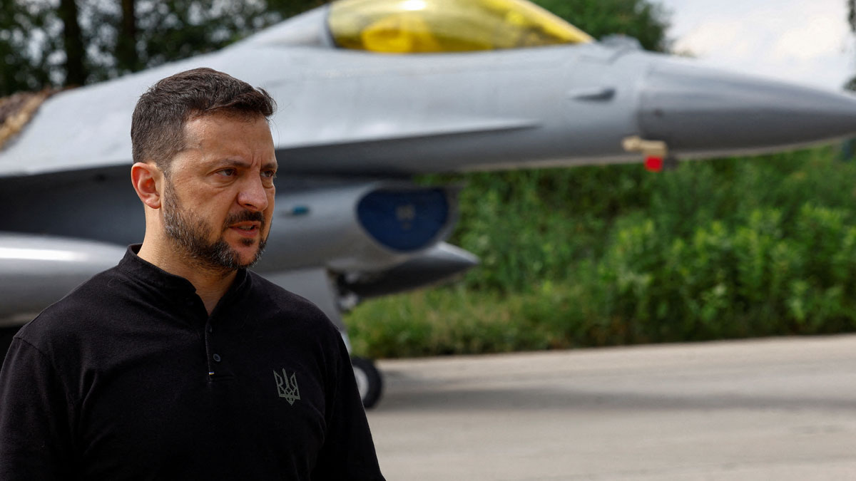 Zelenskiy: Başardık F-16'lar Ukrayna'da
