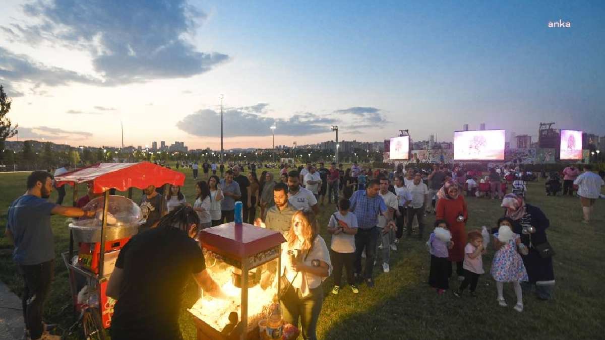 Ankara’nın tadı burada çıkıyor! Hava karardığı gibi herkes koştu: Yaz akşamları en güzel burada geçirilir