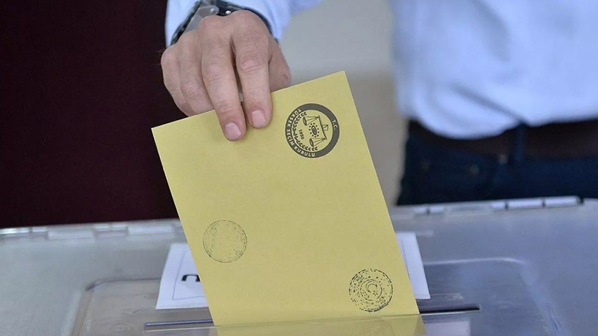 MetroPOLL 'Bu pazar seçim olsa' anketinin sonuçlarını paylaştı: AK Parti'de oy kaybı sürüyor