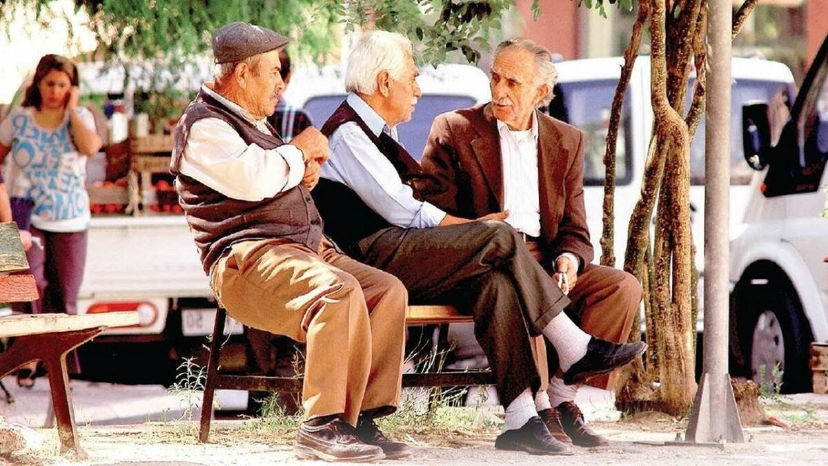 Emeklilik sistemi değişiyor! Prim, intibak, yıpranma payı... Tarih verildi