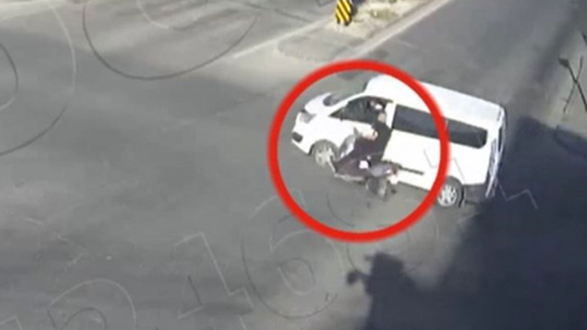 İzleyenleri çıldırtan trafik kazaları kamerada! Bu kadar dikkatsizlik ve kural tanımazlık olamaz