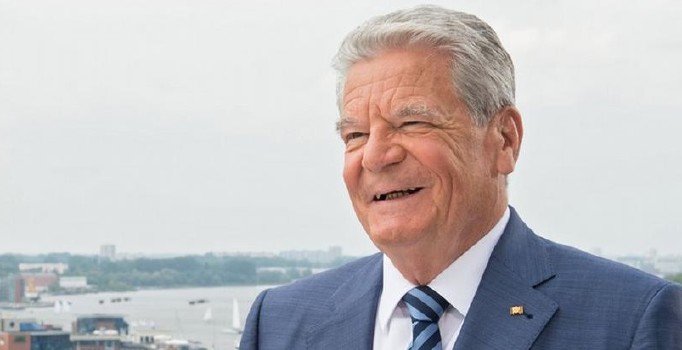 Almanya Cumhurbaşkanı Gauk'ta çifte vatandaşlık yasağına karşı çıktı