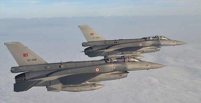 TSK: IŞİD'e ait iki hedef Türk uçakları tarafından vuruldu