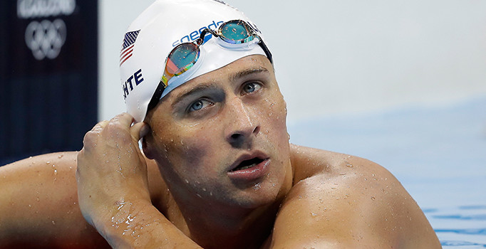 Olimpiyat şampiyonu yüzücü Ryan Lochte'ye saldırı!