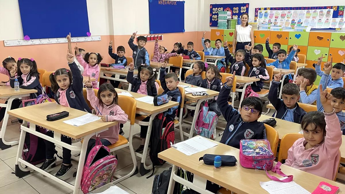 Okullarda yeni dönem: Şube ve öğretmen artık kurayla belirlenecek