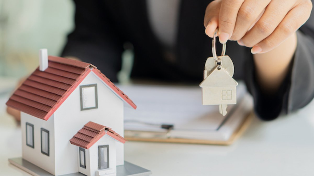 Emlak sektöründe yeni dönem: Yetki belgesi olmayan artık ilan veremeyecek