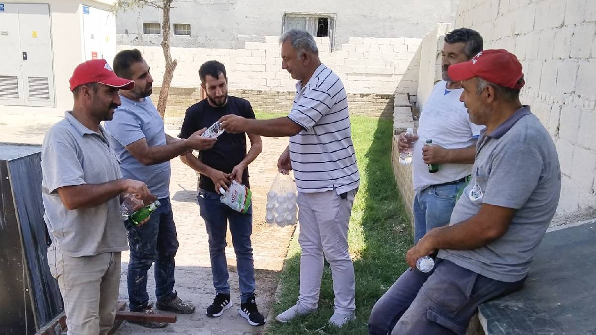 Efeler Belediyesi’nden sıcak havalarda sağlıklı uygulama