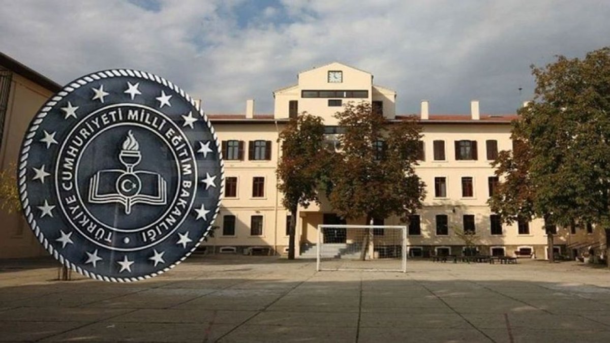 'Fransız Okulları' krizinde yeni gelişme: Türk öğrencilerin kayıtları durduruldu