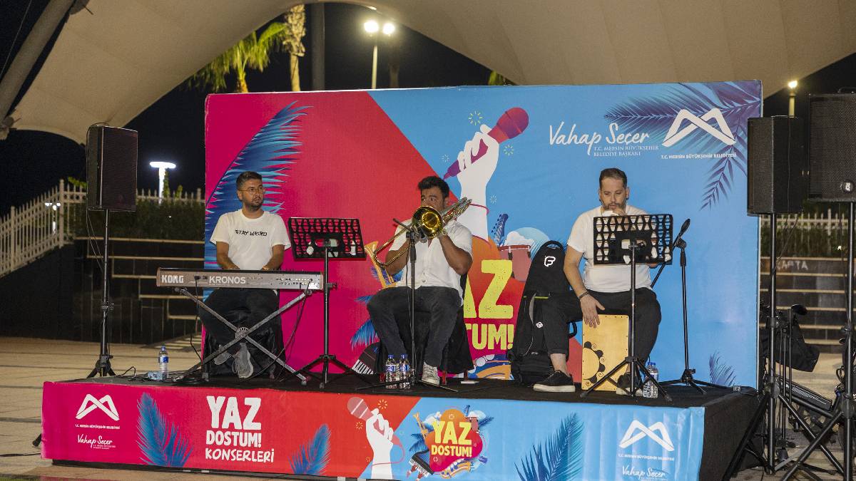 Büyükşehir’in konserleri ile Akdeniz daha romantik