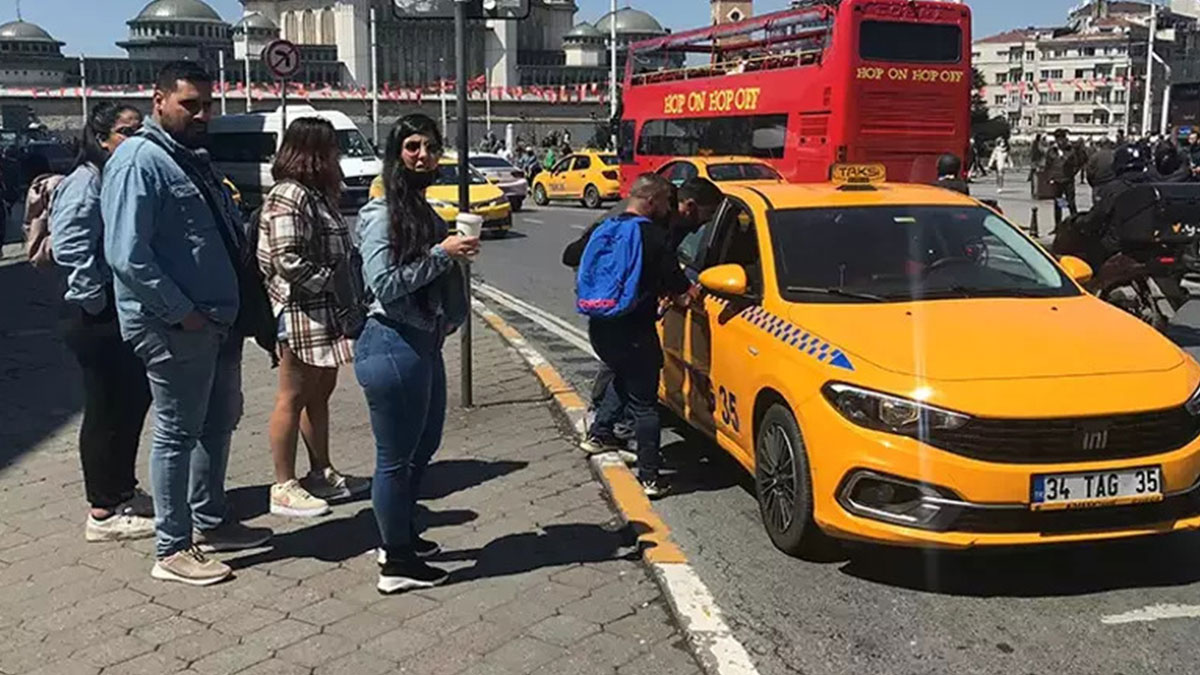 Otel çalışanları ile taksiciler bir olup turistleri böyle dolandırıyorlar! Meğer iki katı ücret alıp aralarında paylaşıyorlarmış