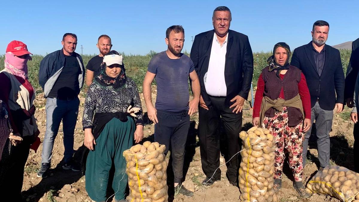 CHP'li Gürer iktidarın tarım politikasını eleştirdi: Ürün alım fiyatları çiftçiyi üretimden uzaklaştırıyor