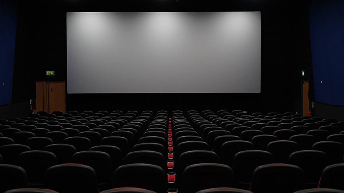 Emeklilere bazı sinema salonlarında yüzde 30 indirim