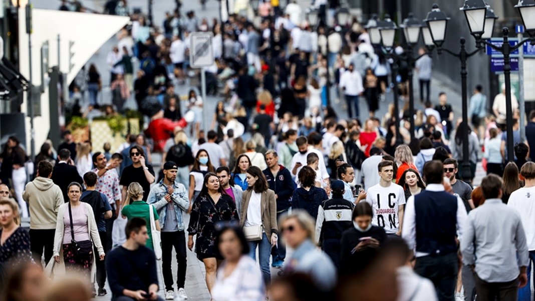 400 milyon insan uzun kovid mağduru: Küresel ekonomik maliyet 1 trilyon dolar