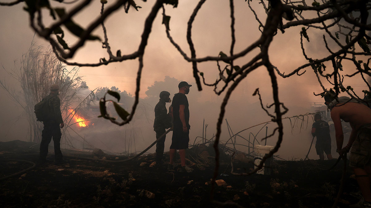 Yunanistan'daki yangınlarda bir kişi öldü