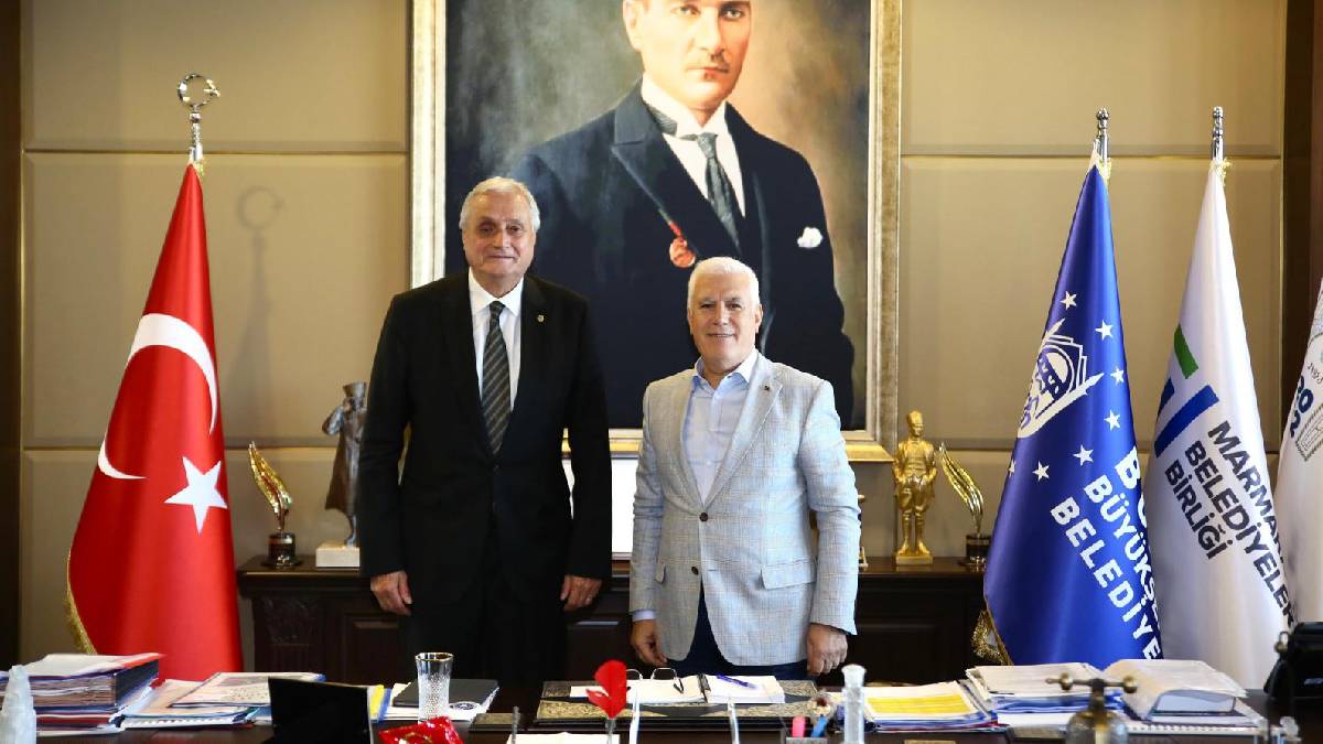 Başkan Bakkalcıoğlu, Bursa Büyükşehir Belediye Başkanı Bozbey’i ziyaret etti