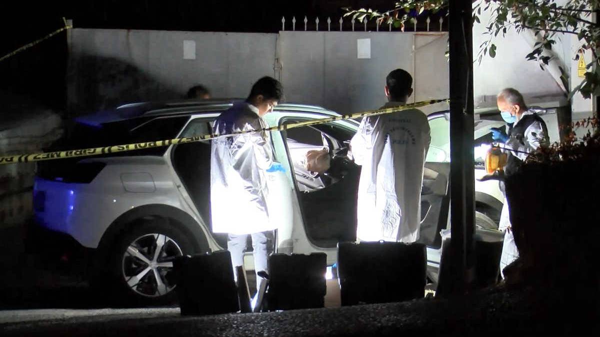 Esenyurt'ta direksiyon başındaki arkadaşını vurdu