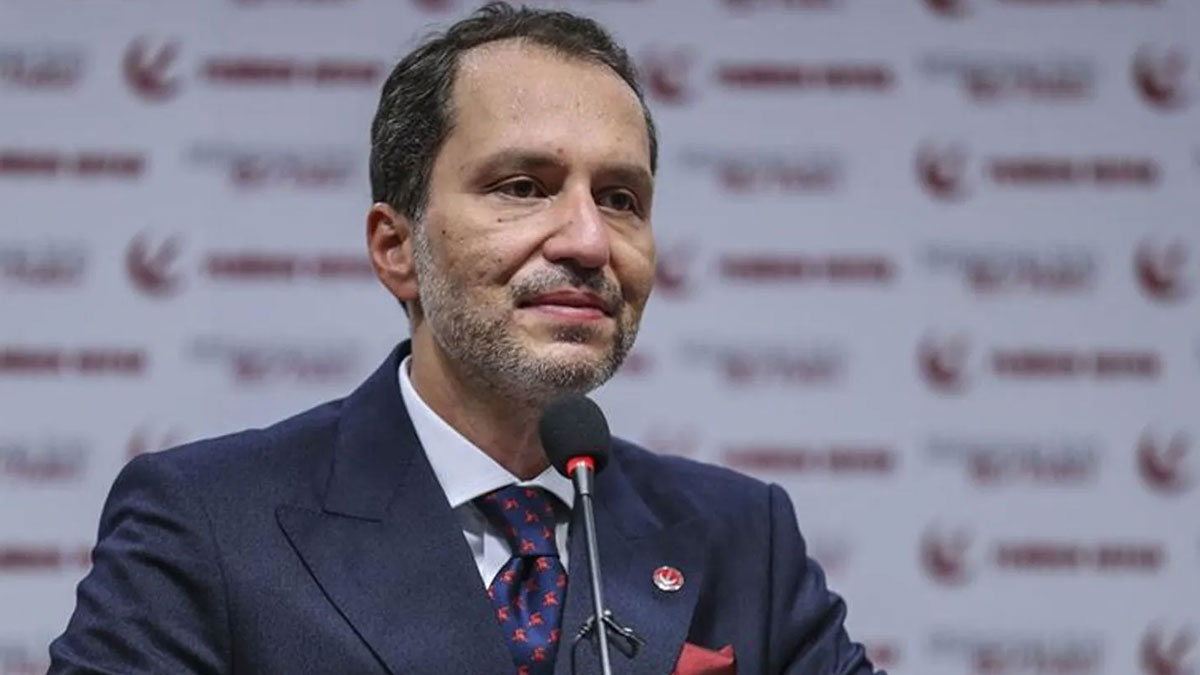 Erbakan’dan AK Parti’ye transfer tepkisi: İktidar belediye başkanlarımıza şantaj yapıyor