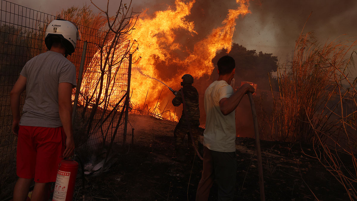 Yunanistan'daki yangın kontrol altına alınmak üzere