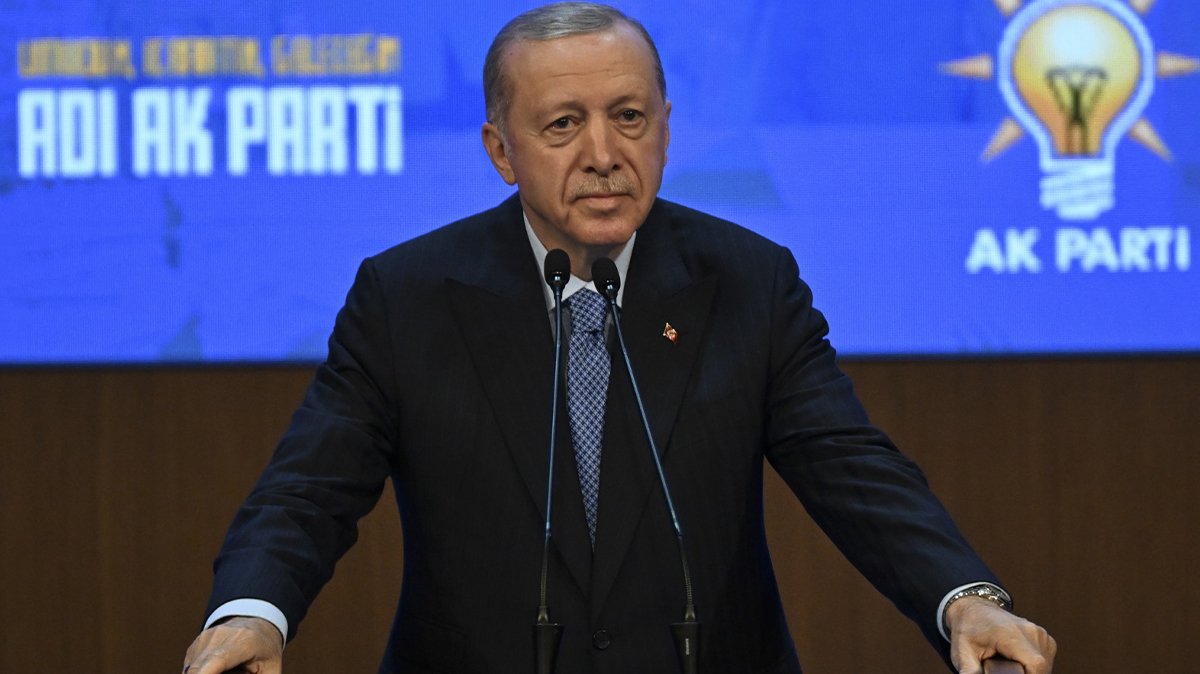 Erdoğan: Yorulan kenara çekilsin...