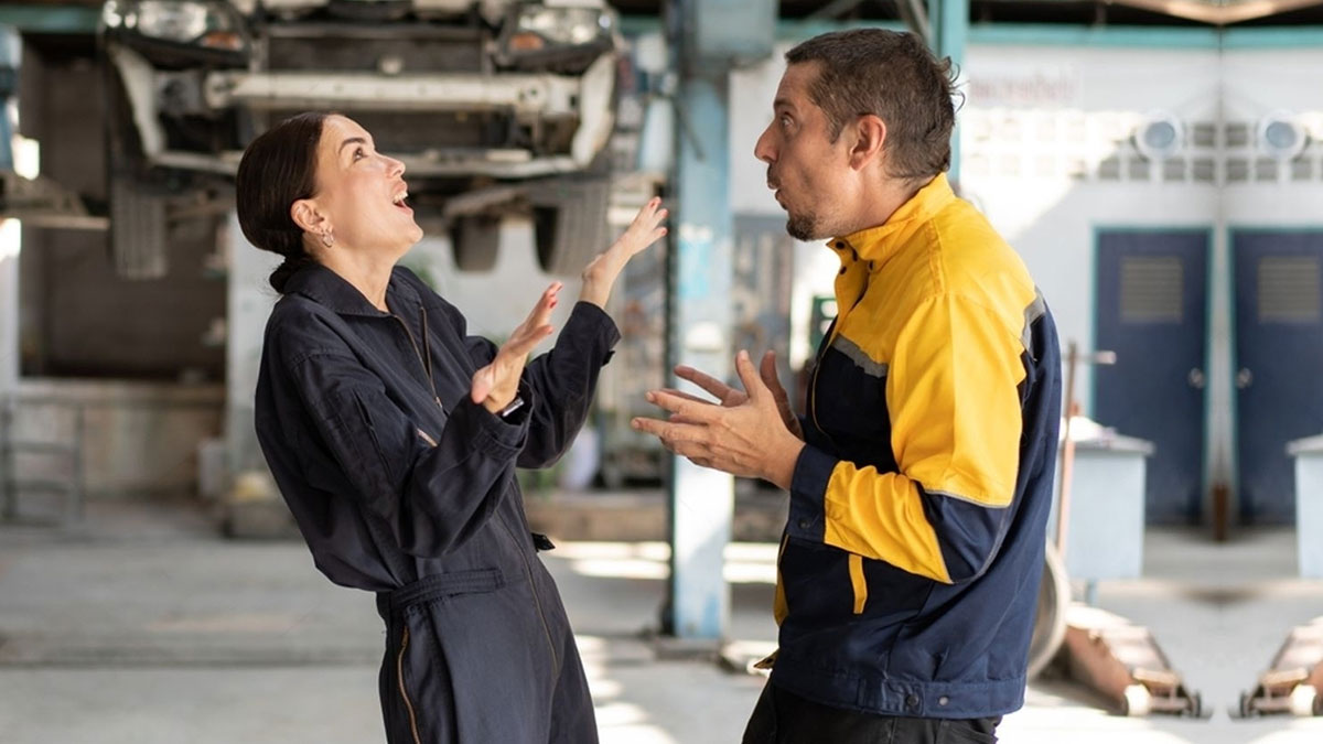 Sıfır km aldığı otomobile ekspertiz yaptırınca hayatının şokunu yaşadı! Meğer neler yapmışlar neler...